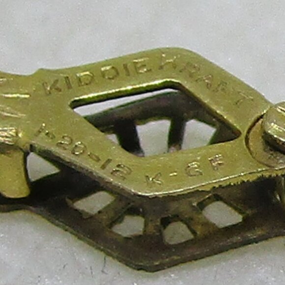 lot of vintage Kiddie Kraft jewelry - Picture 3 of 10